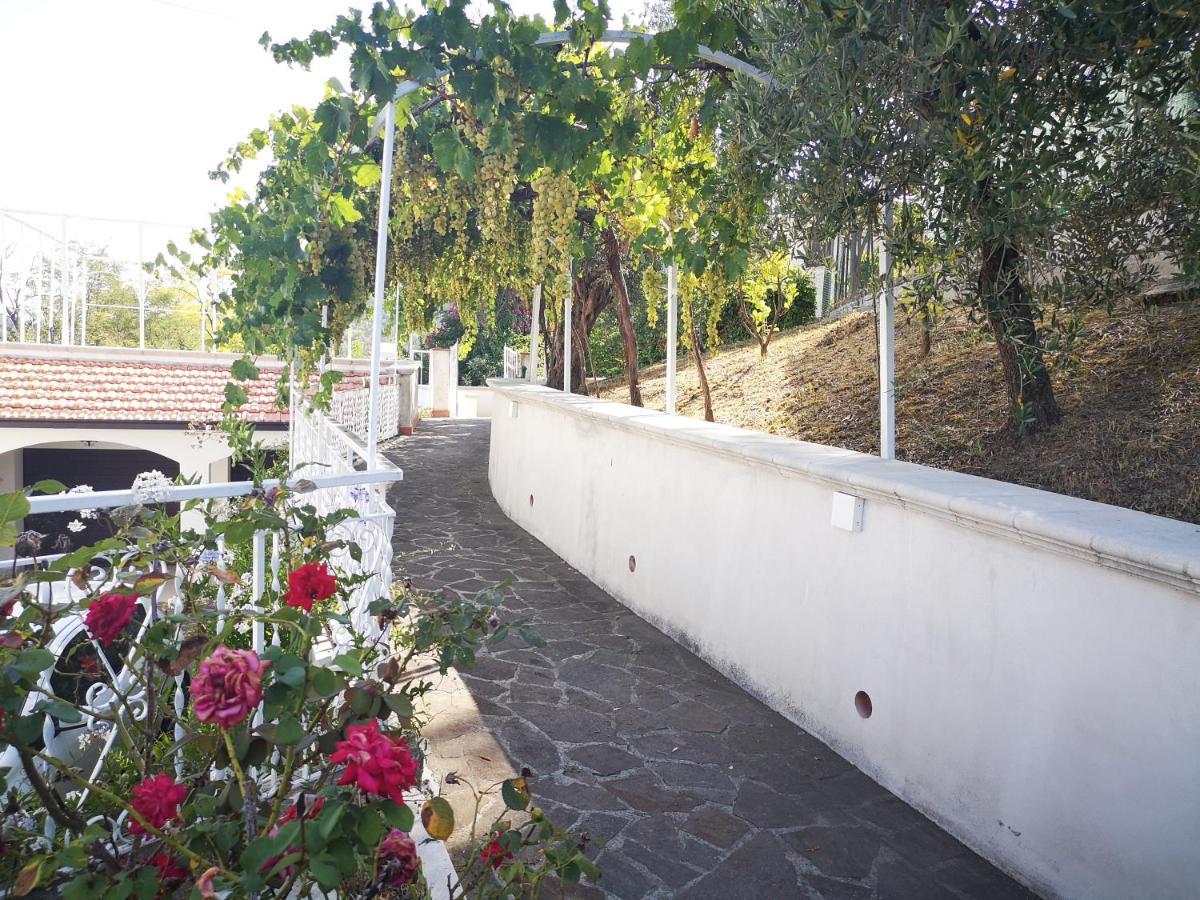 Villa Margherita Сан-Джованни-Театино Экстерьер фото